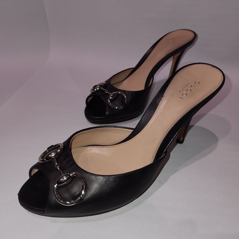 Gucci -Horsebit- Black Leather- Peep Toe- Stilettos -              Size EU 39